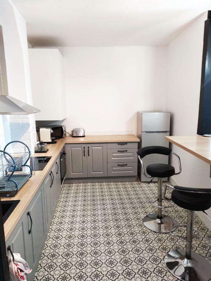 Appartement place de la mairie Béziers Extérieur photo